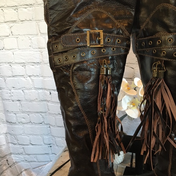 Naughty Monkey Women's Kryptonite Boot - Size: (8.5) Pre-Owned - Picture 3 of 14